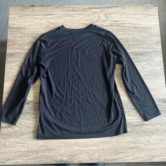 Black Nike Long Sleeve Shirt Boys Size XL - Picture 2 of 3